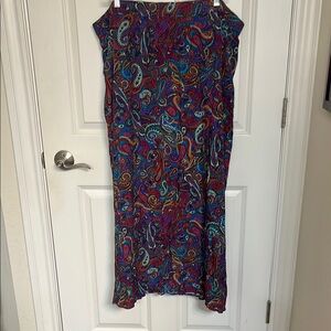 D&co denim & company Vibrant Paisley Skirt w/pockets size 2X
